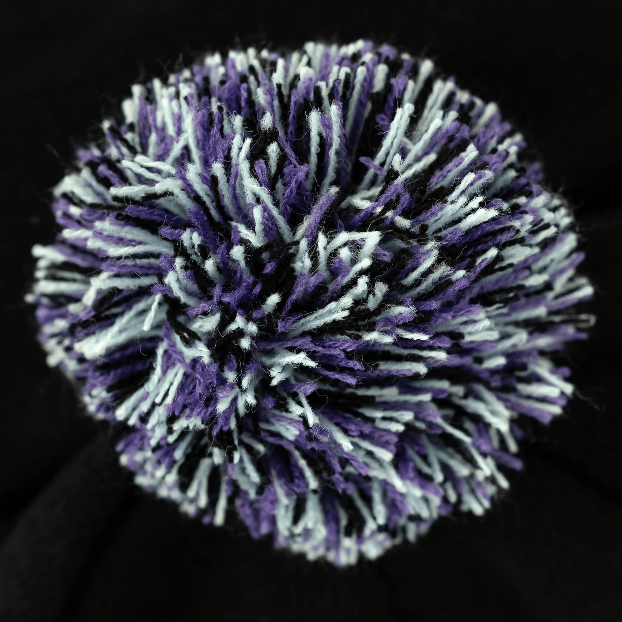 England Rugby Union Alternate 25/26 - Bobble Hat - Image 2